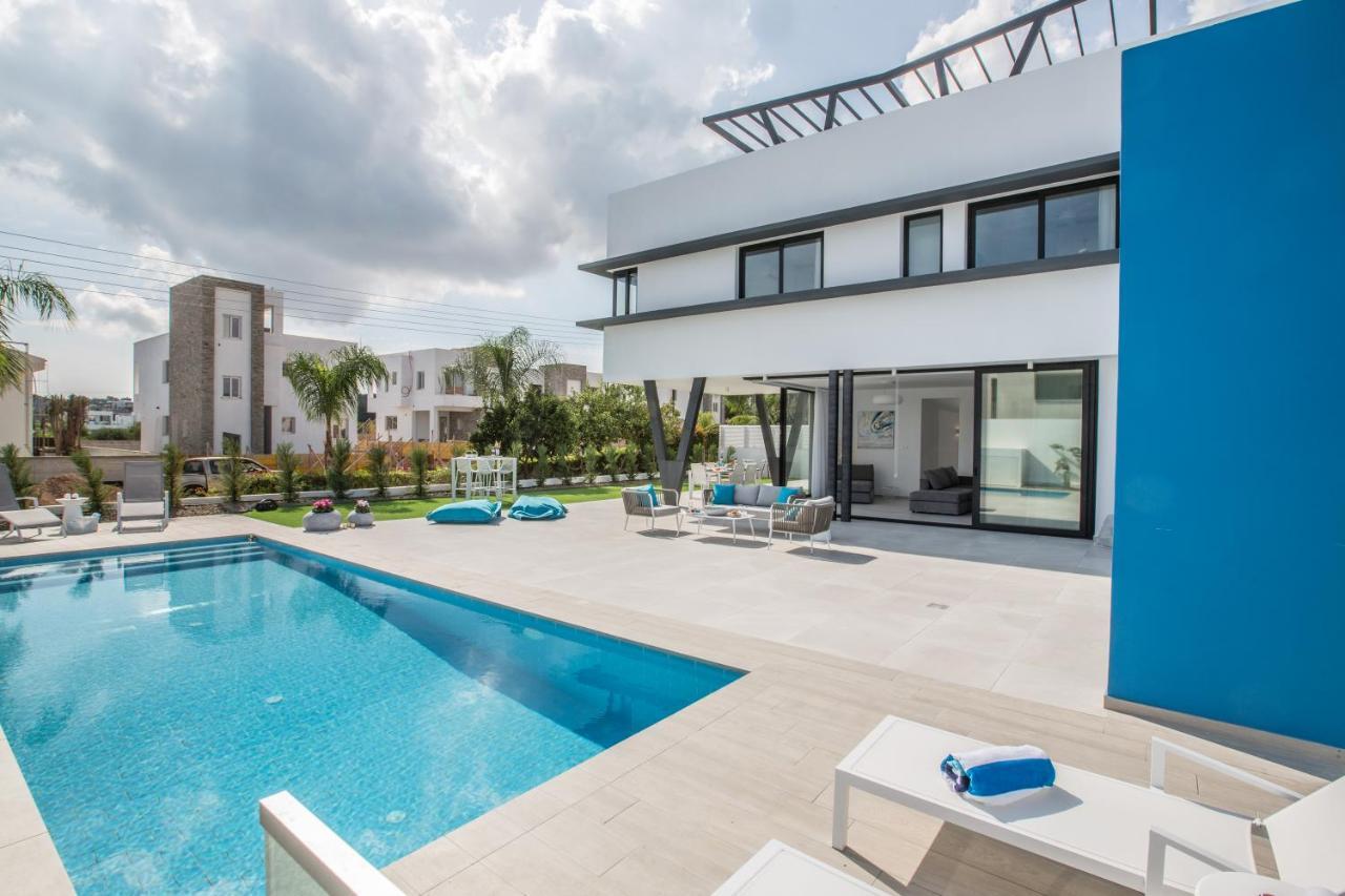 Colour Residences *