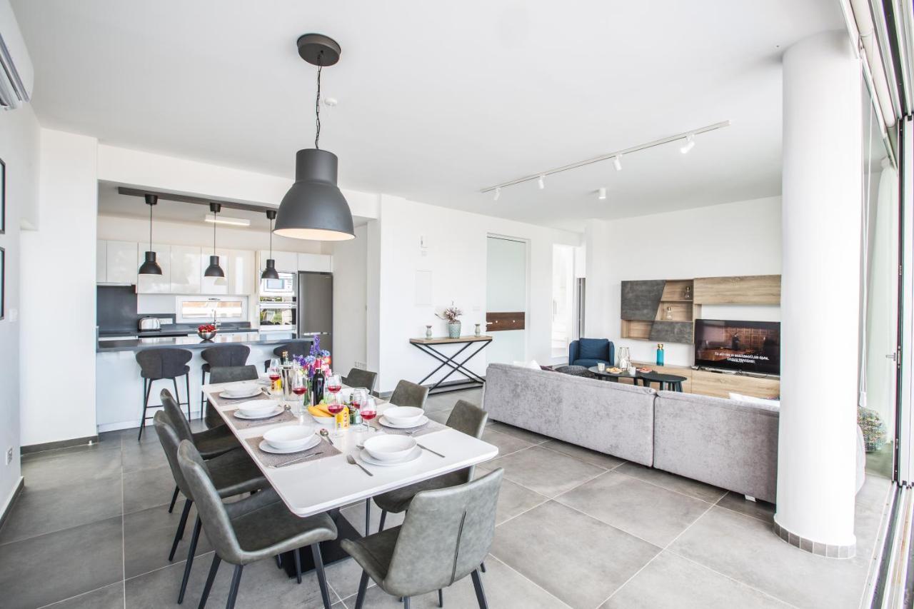Olivine Pearl Villa *