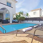 Villa Madison