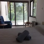 Modern 2 Bedroom Beach Apartment