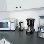 Luxury Private Rooms -Sea View, Gym- 5 Min From Beach! - Private Room In Shared Apartment