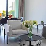 Villa Yria