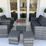 Deluxe First Line Villa