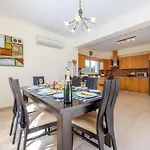 Zacharia Villas