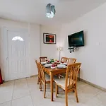Apartment Dora