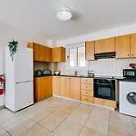 Apartment Dora
