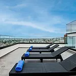 Phaedrus Living: Sea View Anna Residence 302