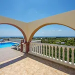 Villa Veronika By Villa Plus
