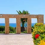 Protaras Seafront Villa Violetta