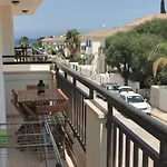 Sea View Cosy Apartment