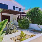 Stay Sea Gem House