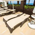 Vuni Palace Premium Hotel & Spa & Casino Beachfront Location !