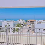 Stay Sunrise Beach Apt B01