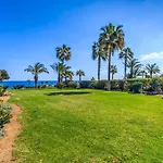 Royal Beach Villa