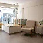 Les Palmiers Beach Boutique Hotel & Luxury Apartments