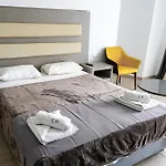Captain Pier Hotel