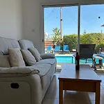 Coral Bay Sunbeam Villa