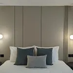 Tuck Inn