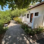 Bare Hill Holiday Apartments