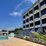 Bellapais Oasis Hotel