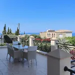 Gorgeous Home In Neo Chorio With Wifi