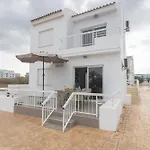 Sun & Sea Seaview Apartment