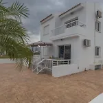 Sun & Sea Seaview Apartment