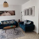 Marina View Seaside Apartment