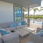 Villa Papadopo - Luxury 3 Bedroom Villa With Private Pool, Hot Tub And Sea Views