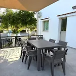 Himonas Apartments