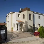 Maria\'S Paradise