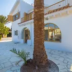 Fig Tree Bay Villa 2
