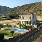 Petros Seashore Villa