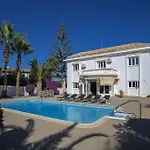 Villa Georgia