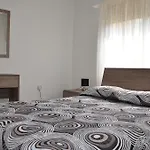 Surf & Sun Holiday Apartments