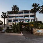 Mimosa Beach Hotel