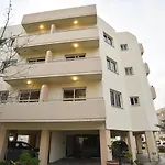 Elysso Apartments