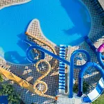 Noah\'S Ark Deluxe Hotel & Spa