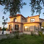 Hera Kyrenia Bb