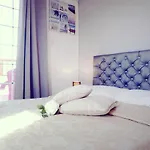 Lake View Apartments Akrotiri