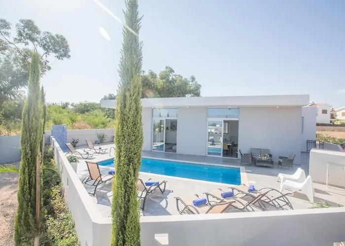 Polymnia Luxury Villas