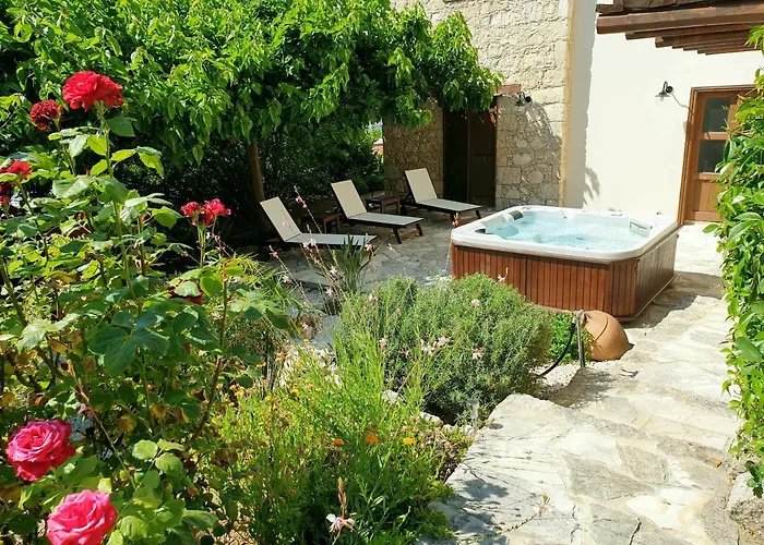 Sea And Mountain View Villa Anna
