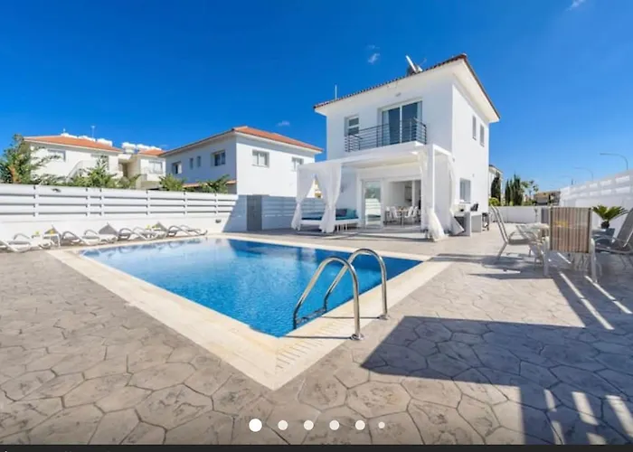 Villa Kolibri- Mythical Sands
