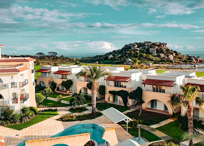 Fantastic 4 Cyprus First Line Beachfront