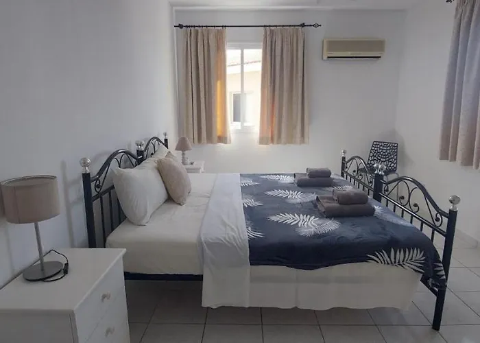 Spacious 2 Bedroom Apartment