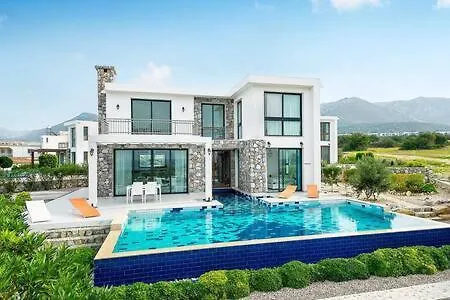 Joya Cypern Seaside Luxurious Villa And Private Pool