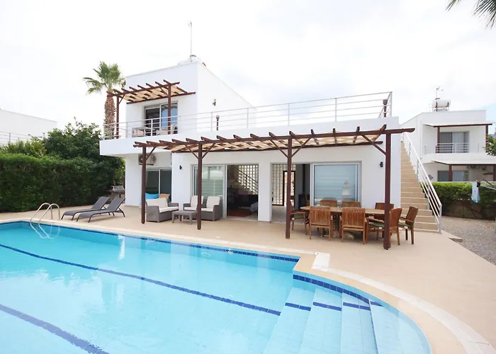 Charming Villa With Magical Sea View, Perfect For The Family
