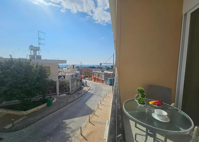 Piazza Napa Suites