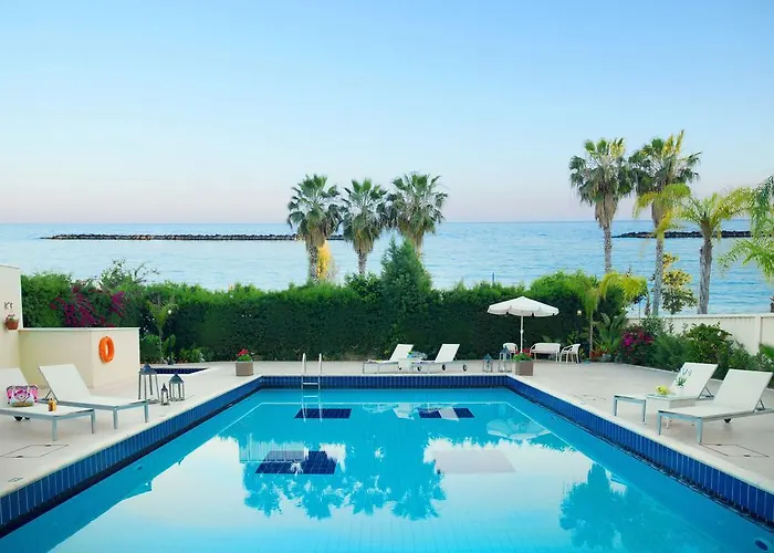 Zavos Marathon Beach Apartments