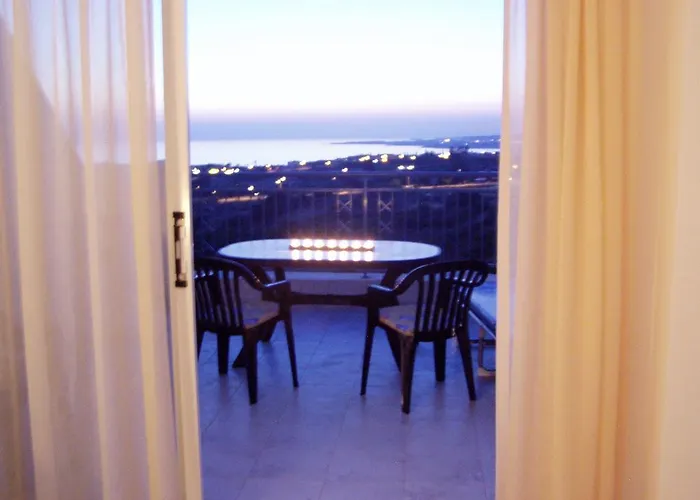 Kissonerga Sunset With Sea And Coastal Views Penthouse Apartment